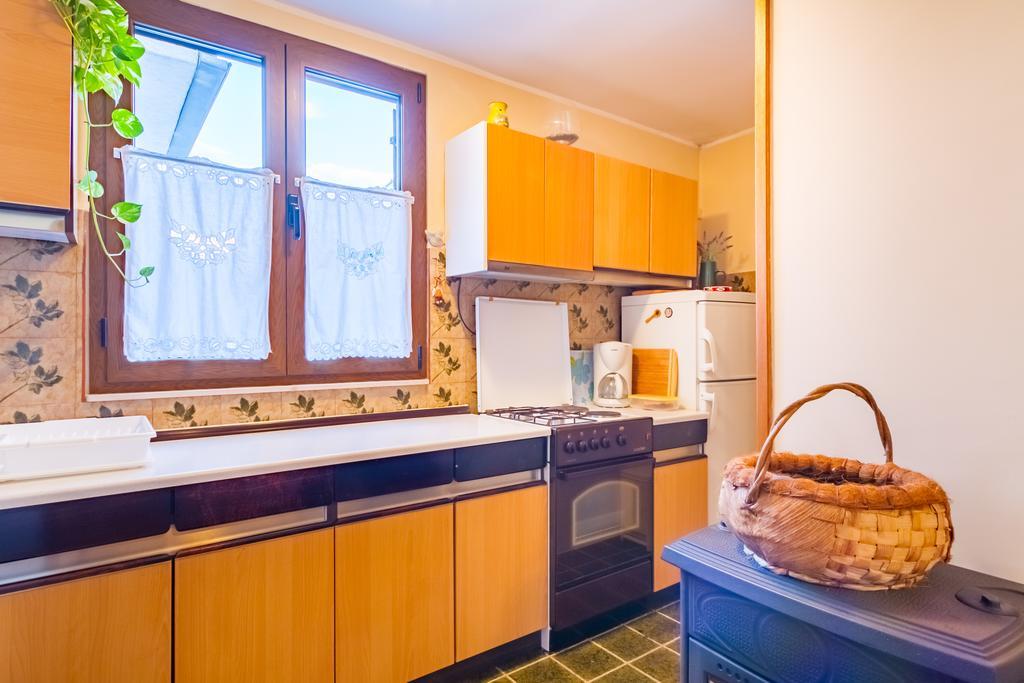 Apartment Manzoni Malinska Exterior photo